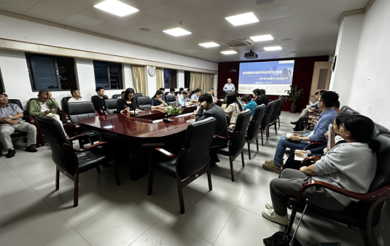 学校召开新教学标准学习与培训会，推动职业教育高质量发展